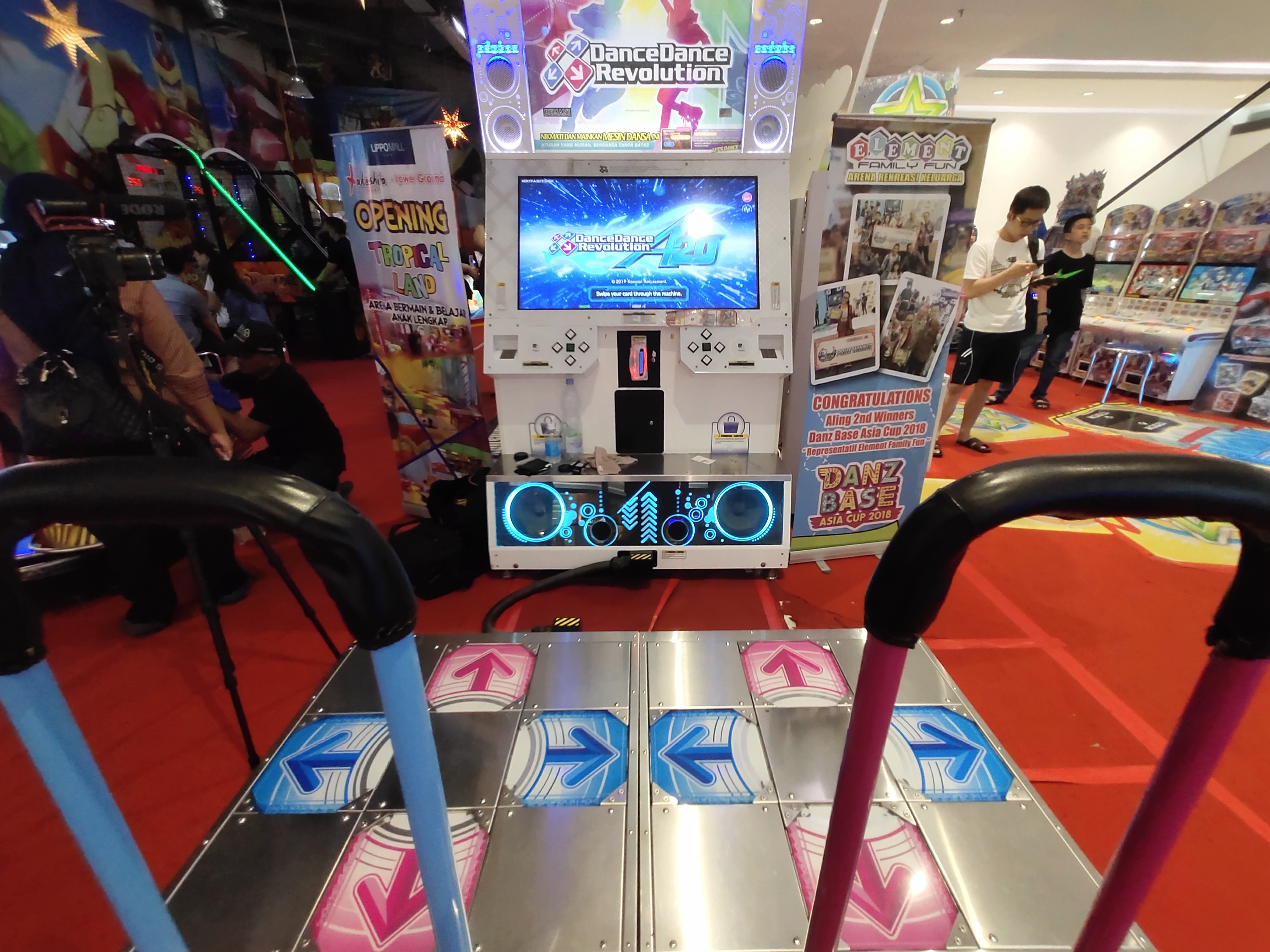 DanceDanceRevolution A20 white cab @ Element Lippo Mall Puri