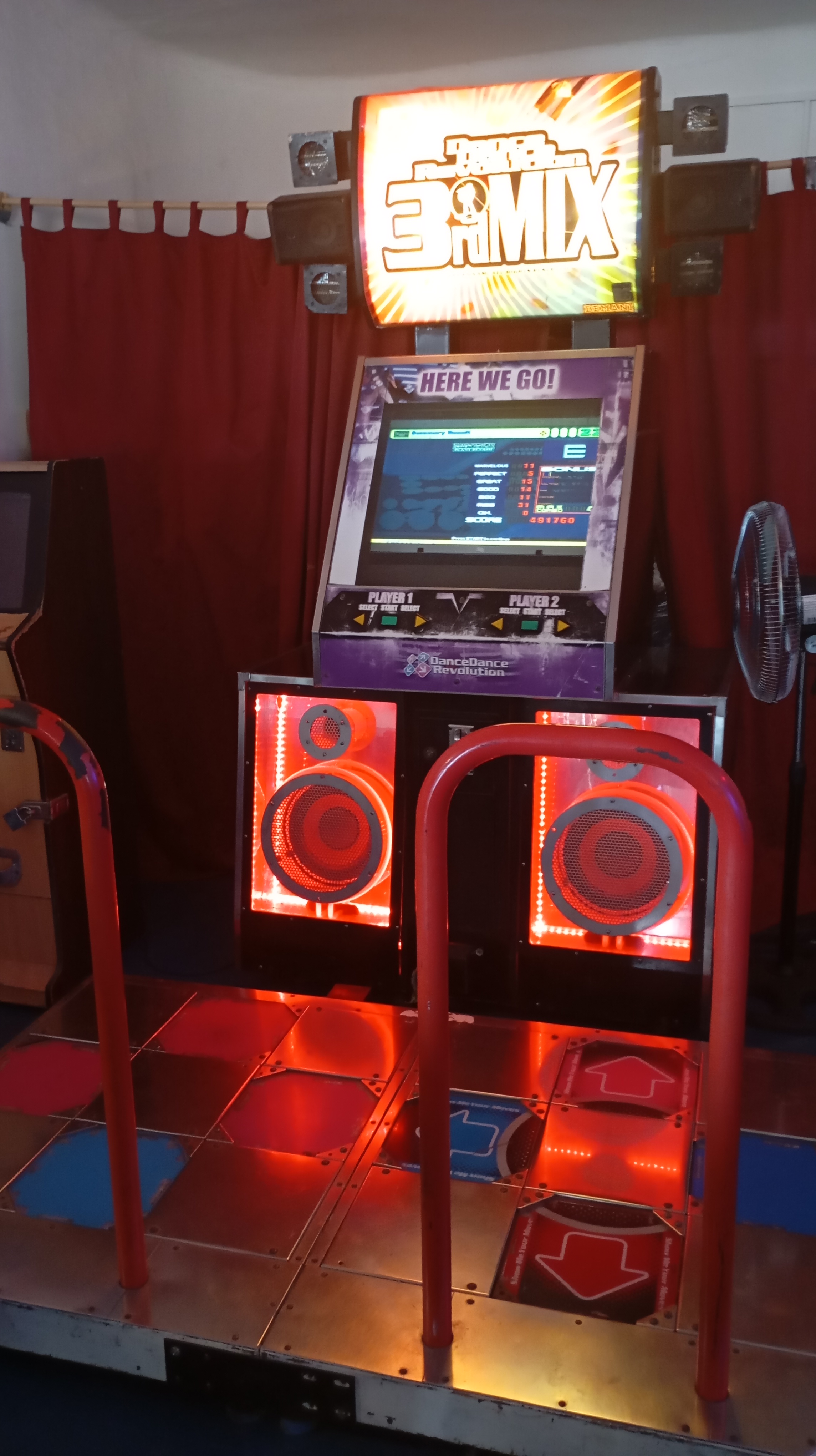 DDR 3rd Mix, Stepmania 3.9 conversion (score isn't mine, but pads respond good)