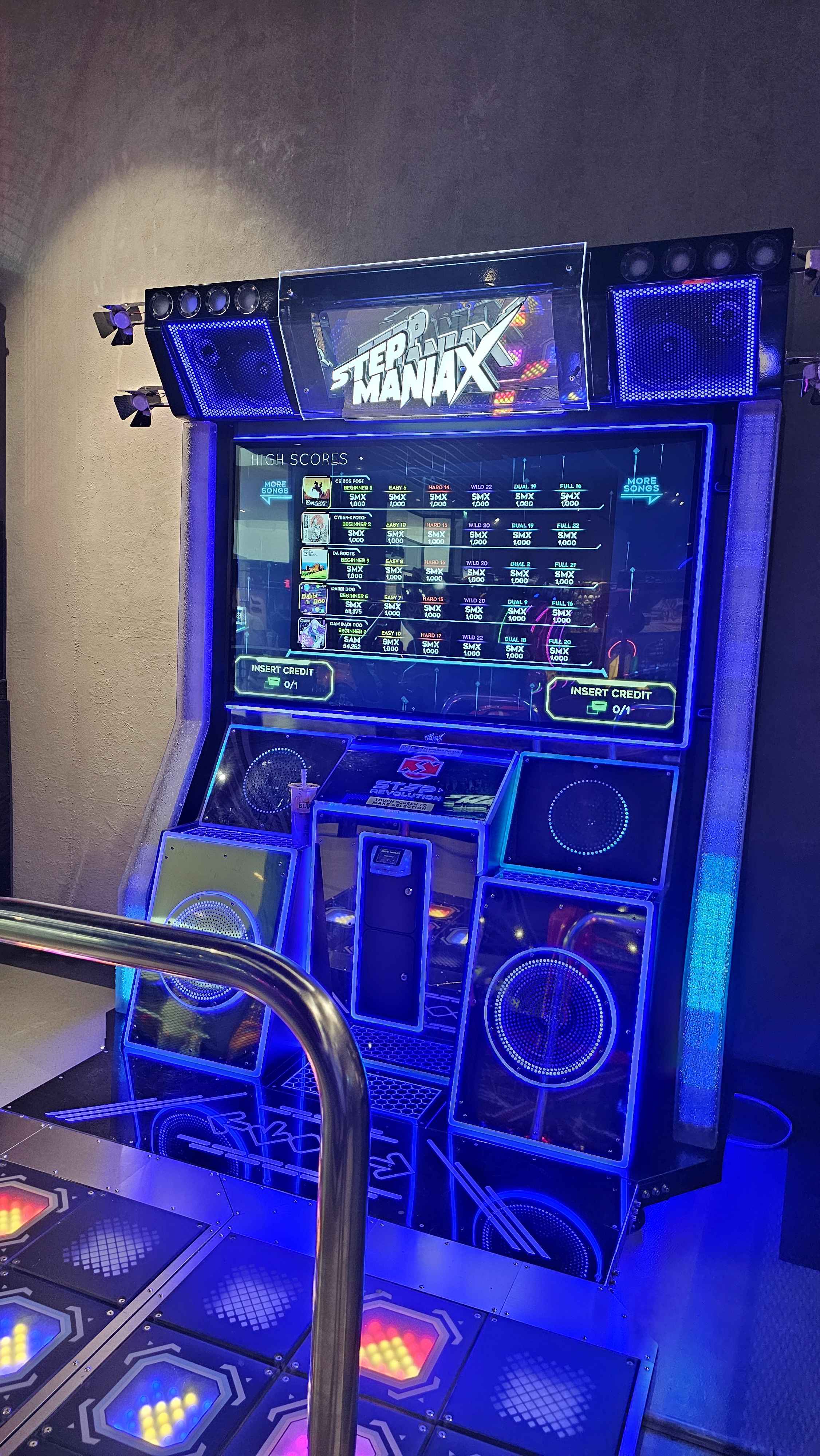 STEPMANIAX!!!!!! AHHHHHH!!!!!!!!!!!!!!!!!!!!