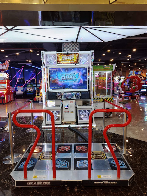 Pump It Up Phoenix LX Cab in Fun World Botani Square