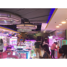 Modern, air-conditioned area 2, facing the worst part of the arcade