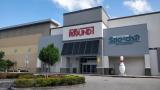 2025-07-30 Round1 Pembroke Lakes Mall South Entrance